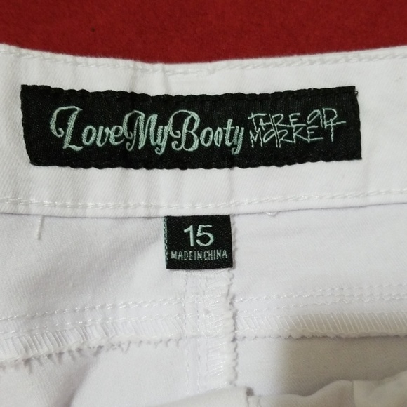 Thread Market Shorts - Picture 3 of 3